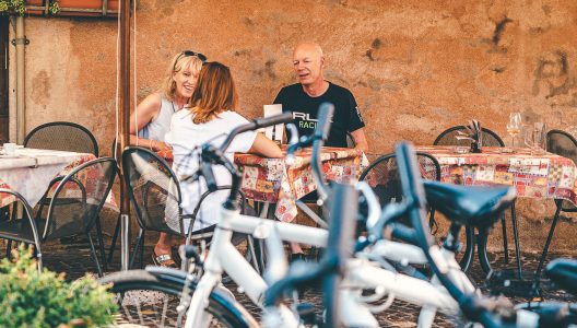 Panoramic e-Bike Tour with Aperitif
